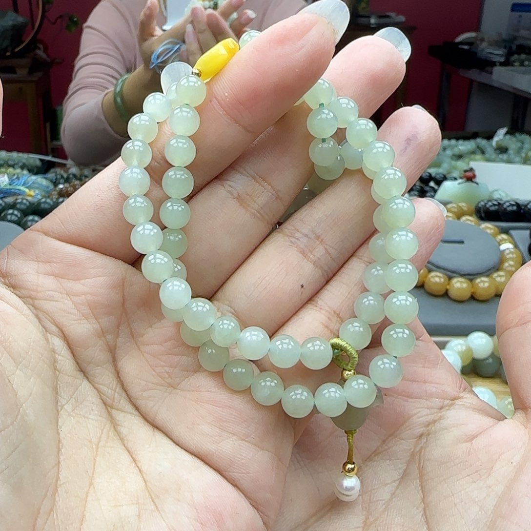 未镶嵌和田玉手链