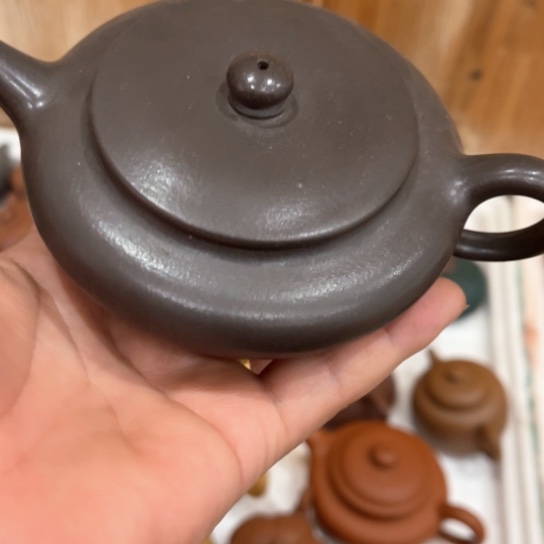 紫砂茶壶瑕疵………………