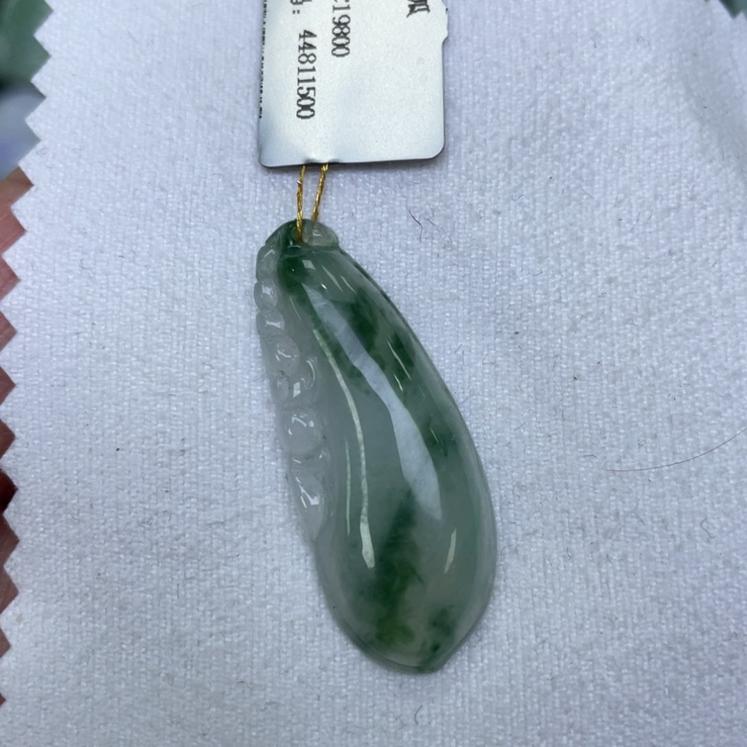 颈饰未镶嵌翡翠福瓜