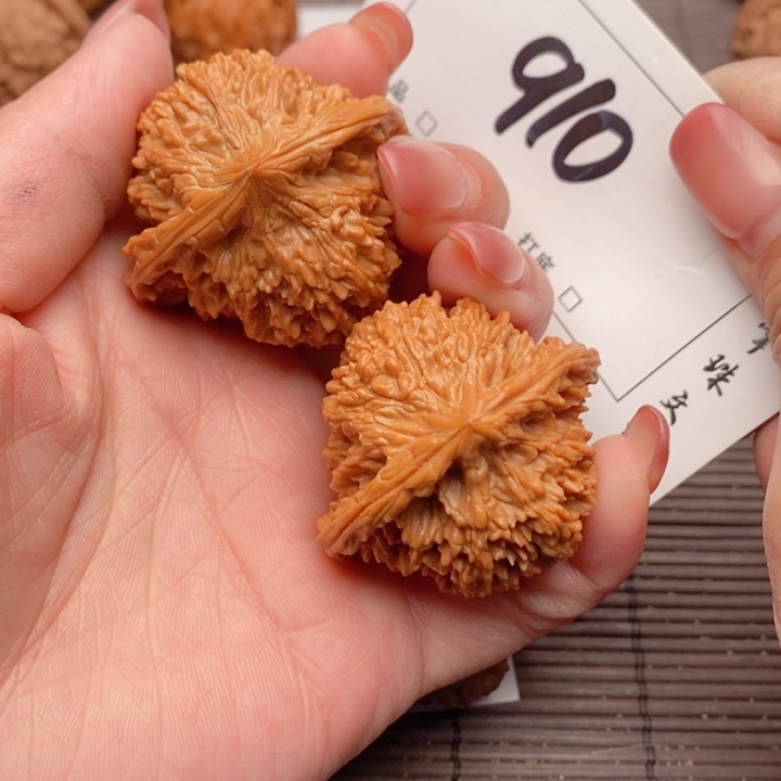 文玩核桃吊坠43星星910