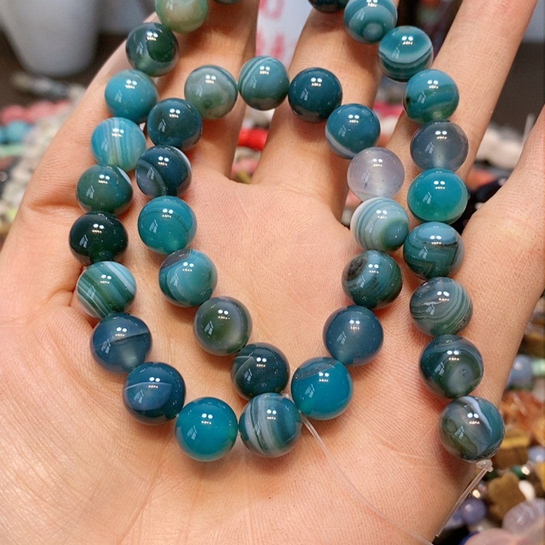 散珠玛瑙/玉髓10mm玛瑙一条