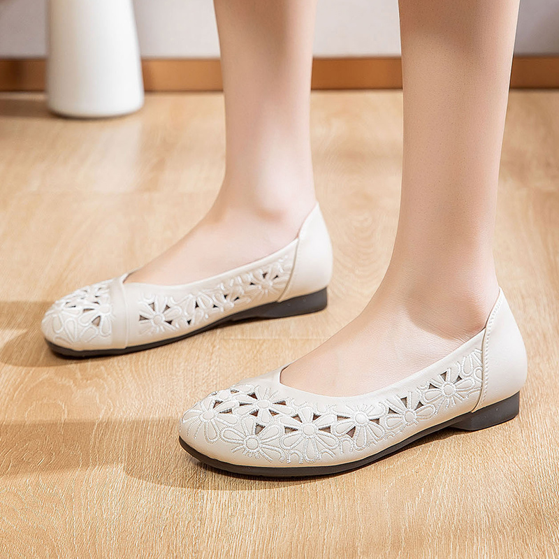 9589夏季浅口透气防滑舒适一脚蹬凉鞋洞洞鞋妈妈鞋新中式软底女鞋