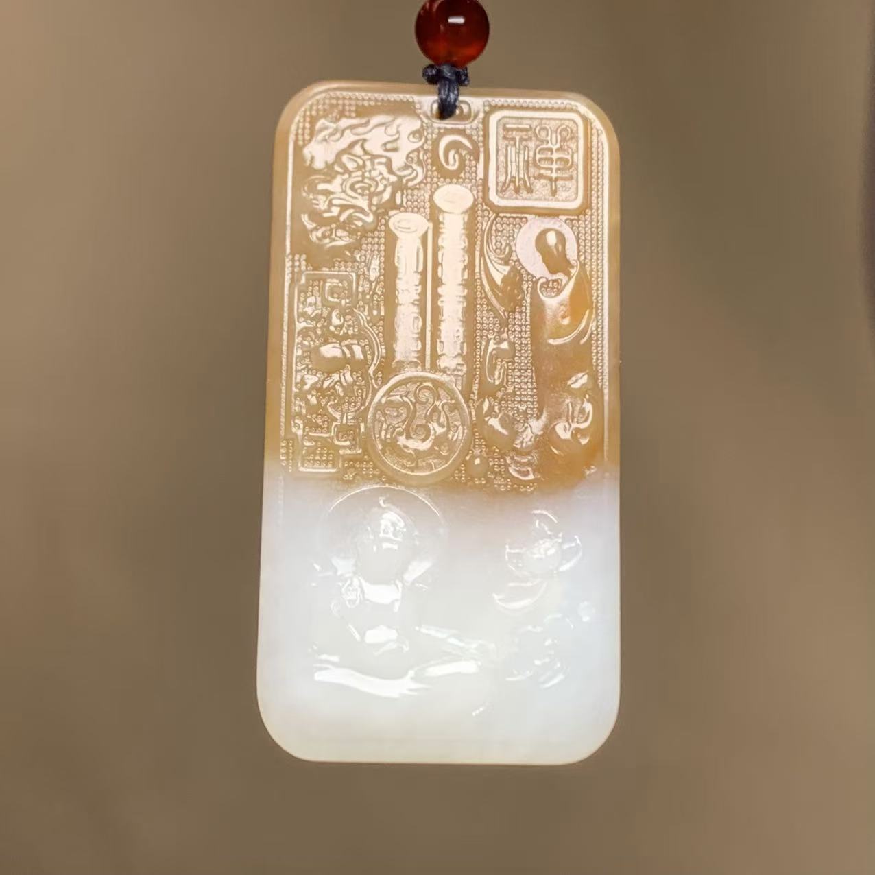 F347珠宝玉石精选和田玉牌子