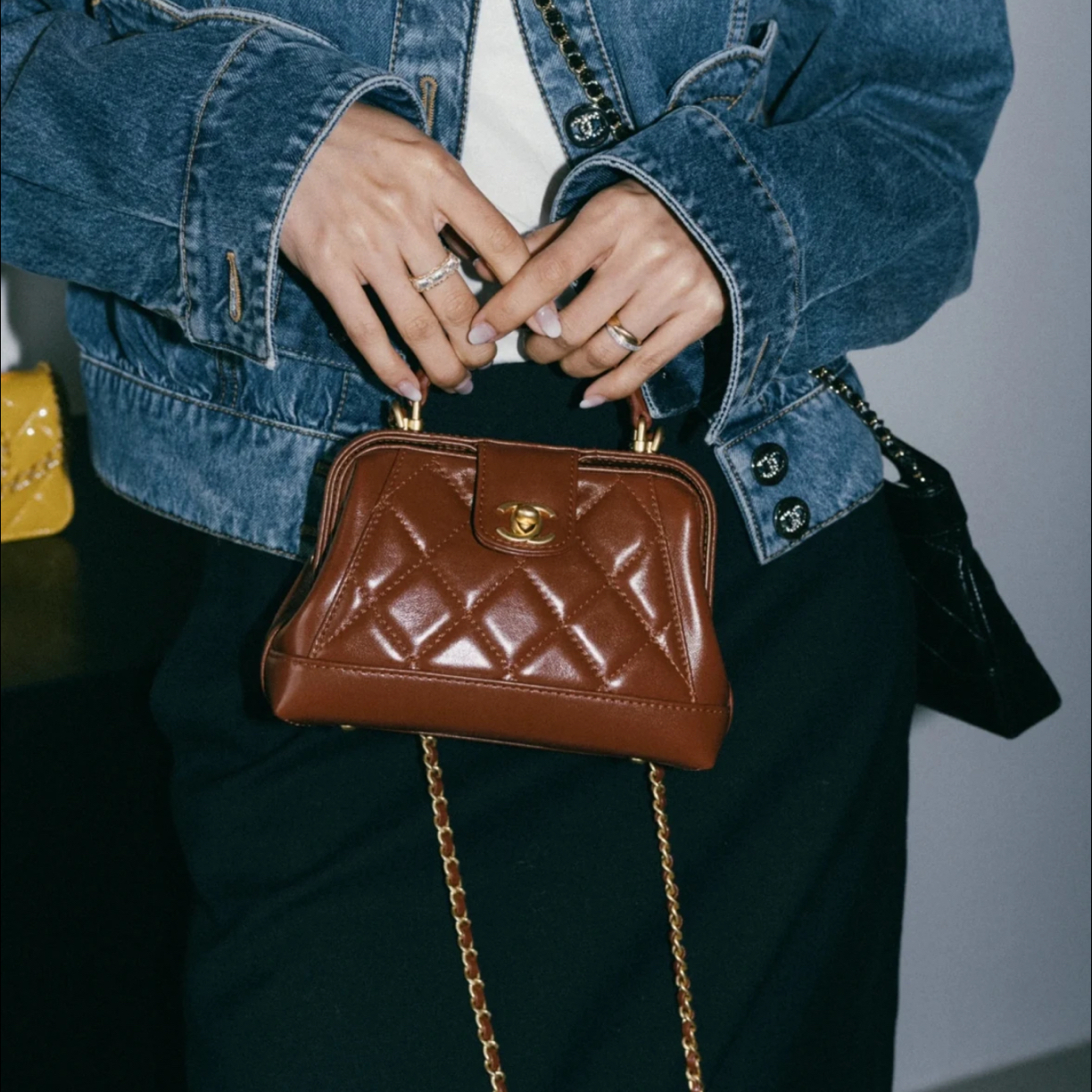 99新 Chanel/香奈儿 24a小号 香奈儿/斜挎包/5353