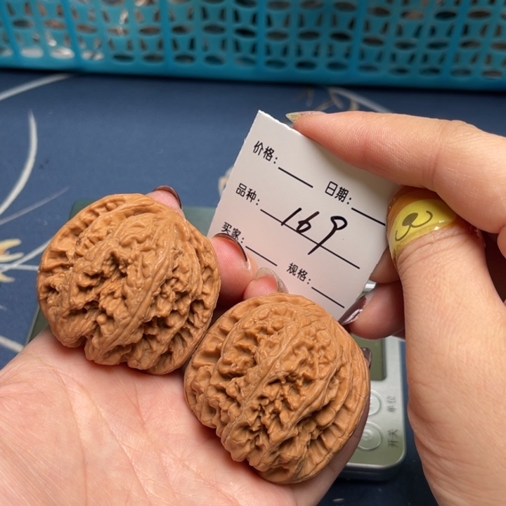 文玩核桃把件粗筋43