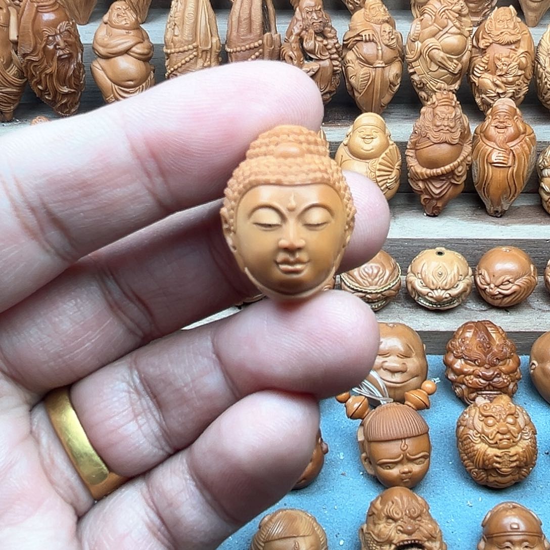 橄榄核吊坠19.5佛头福利