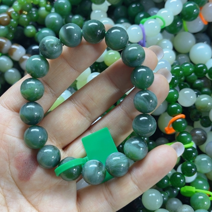 手链未镶嵌和田玉