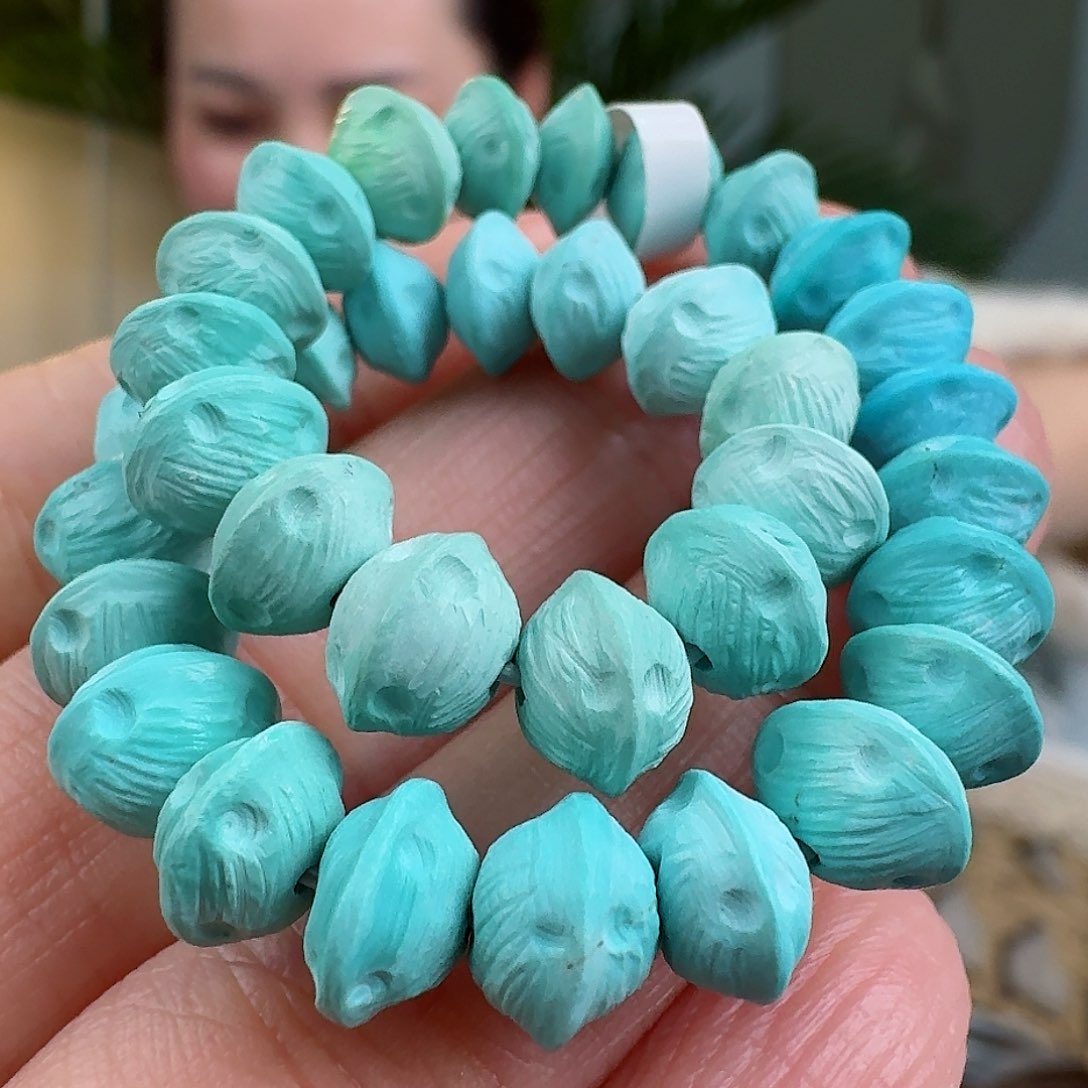 绿松石珠宝奇石未镶嵌