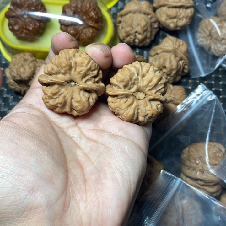 东***啊把件文玩核桃蛤蟆39