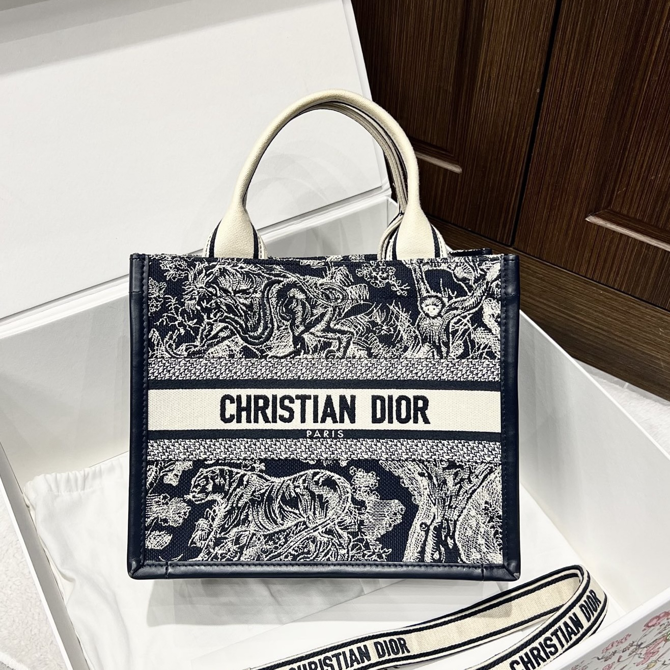 95新 DIOR/迪奥 老花拼皮book tote小号/二奢