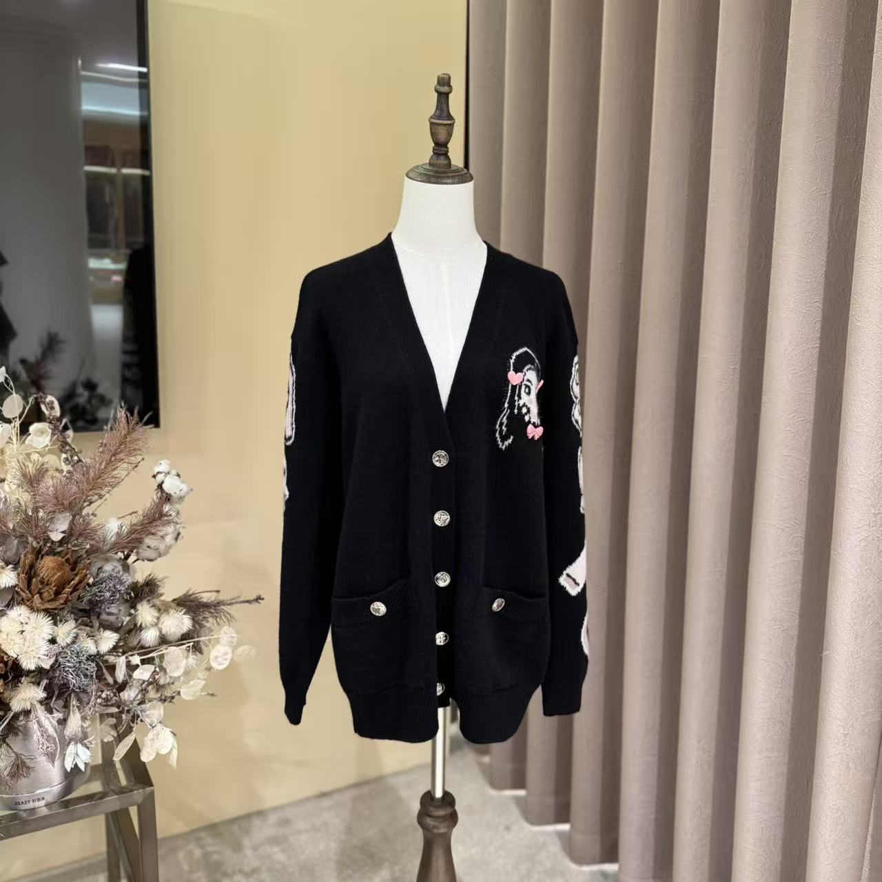 【晨老板】~ ceilina【柔沙闲适】时尚女孩V领长袖针织开衫79257032