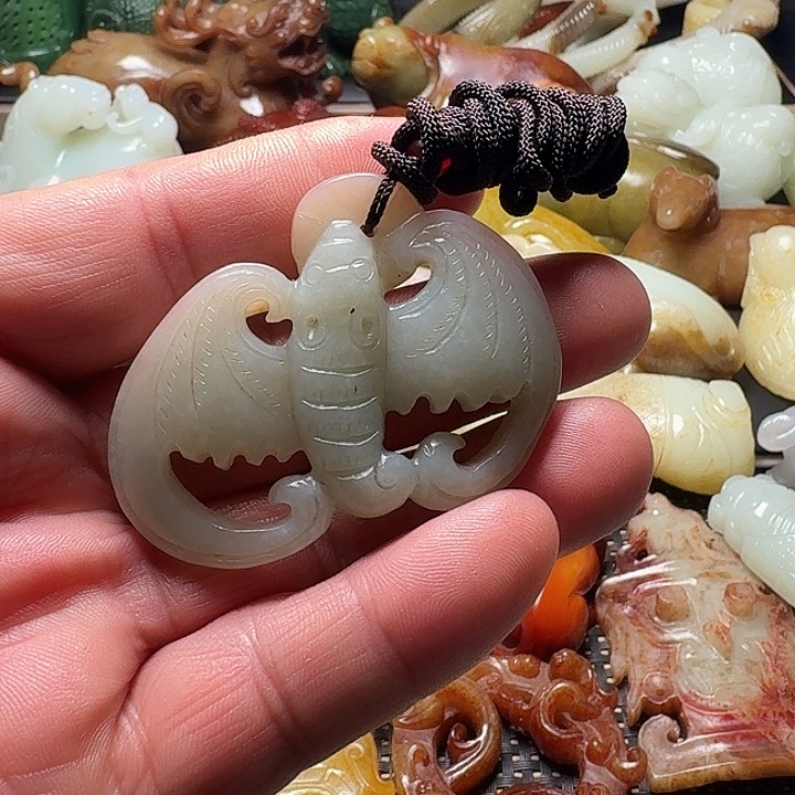 道***运和田玉未镶嵌挂件