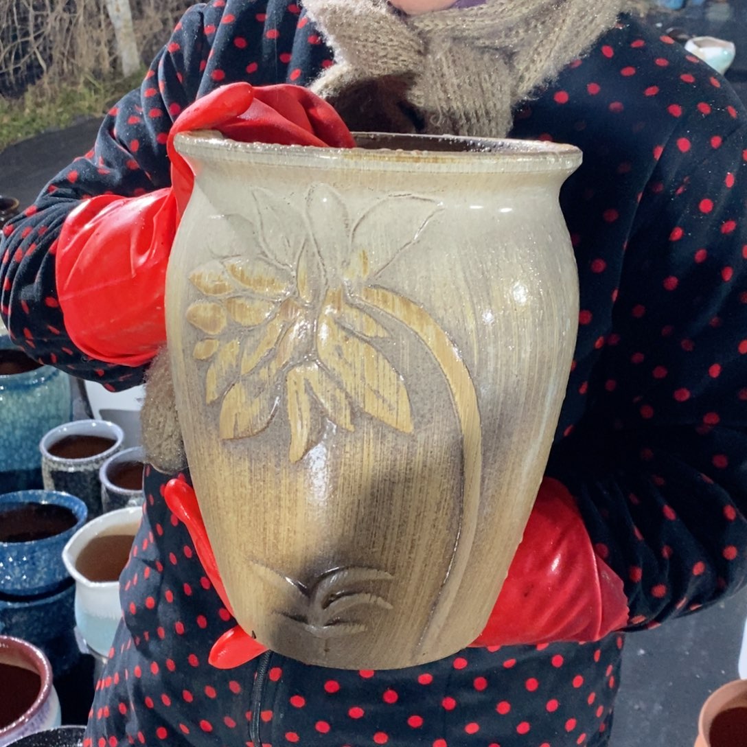 红陶口20高25～～～