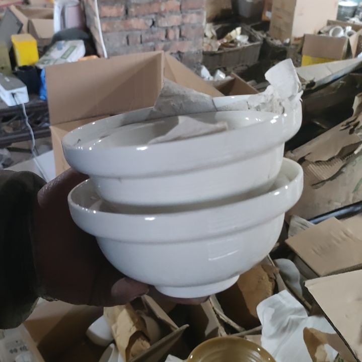 摆件陶瓷盘子碗啥都有