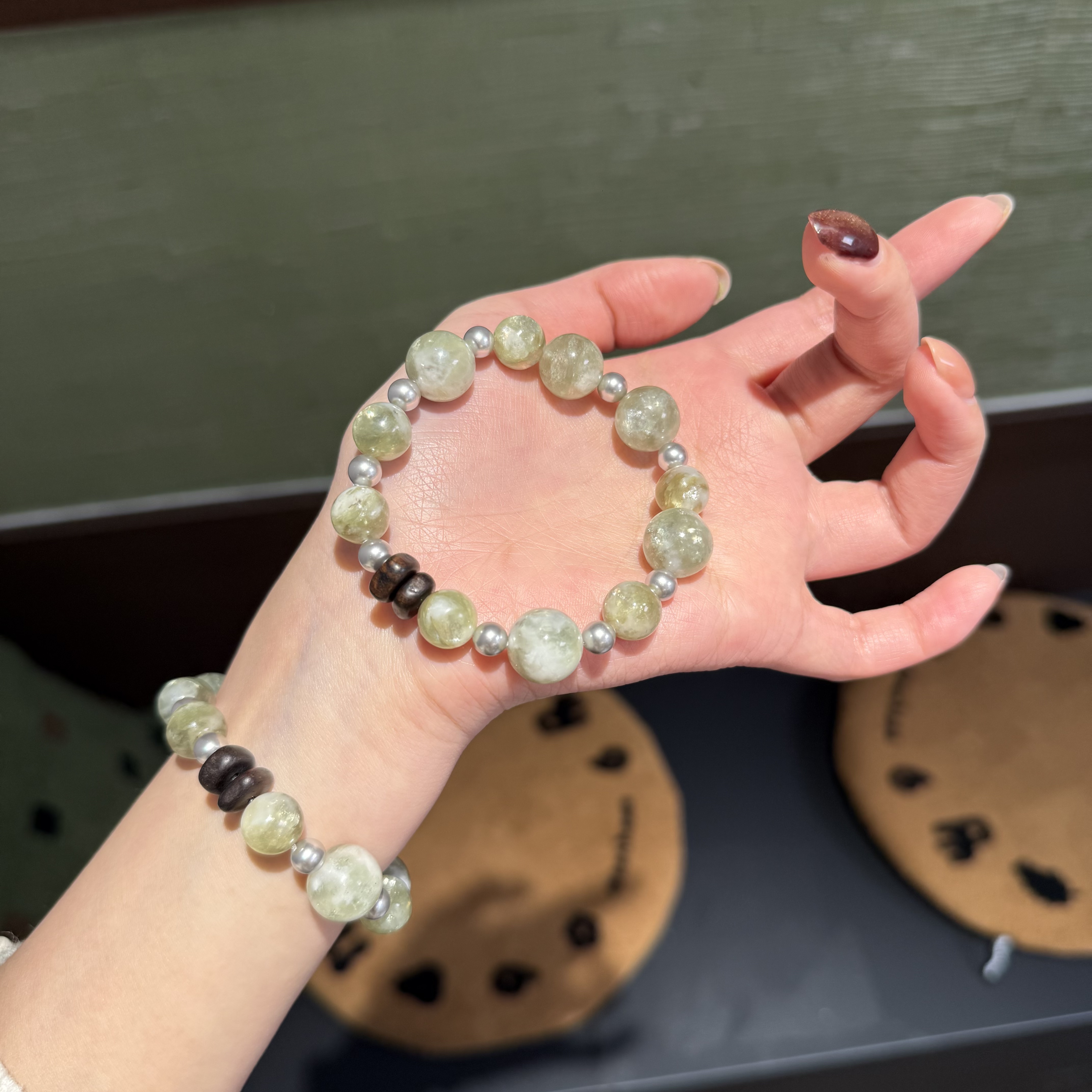 *青提雾*天然绿祖母贝珠手串 多样性发其一