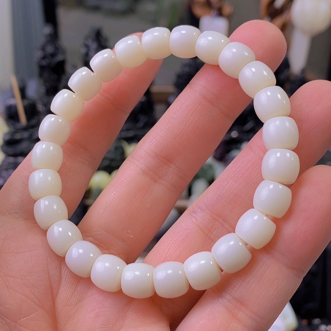 未镶嵌手串和田玉卡9