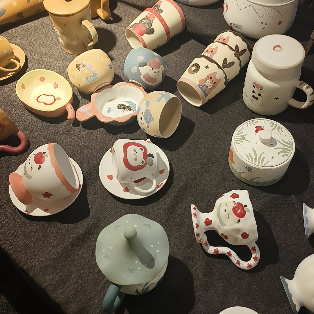 陶瓷哈哈哈哈哈哈哈哈