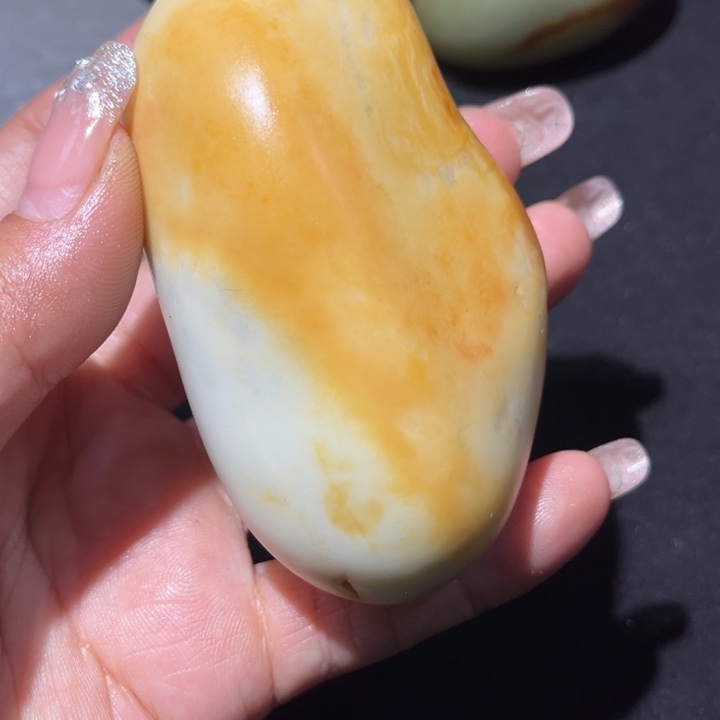 和田玉未镶嵌珠宝奇石