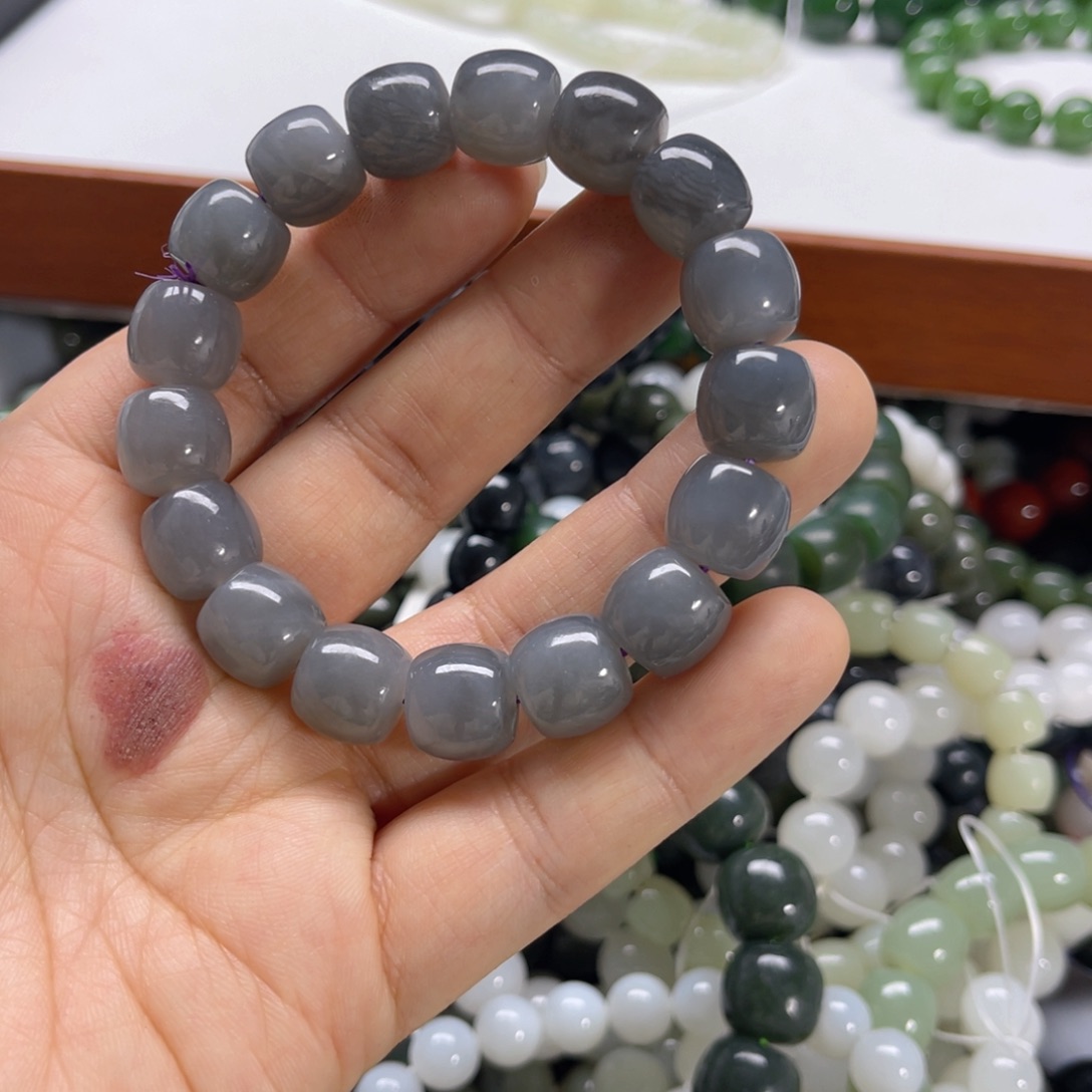 未镶嵌手链和田玉