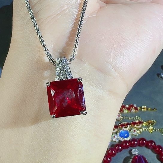 红宝石戒指未镶嵌