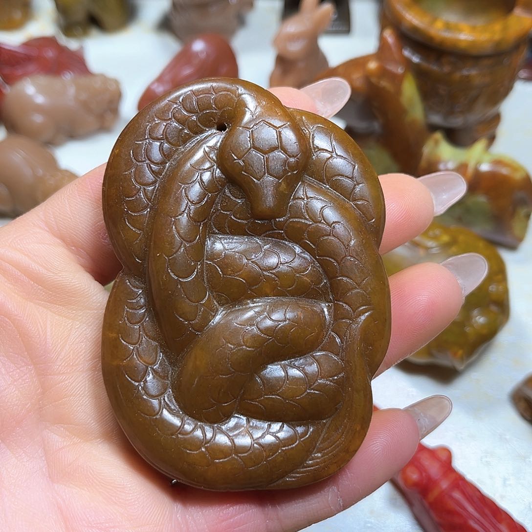 白玉菩提吊坠白玉菩提吊坠