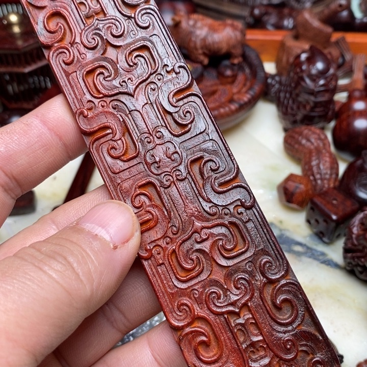 檀香紫檀（小叶紫檀）！。