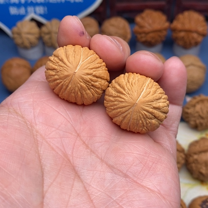 文玩核桃把件…………
