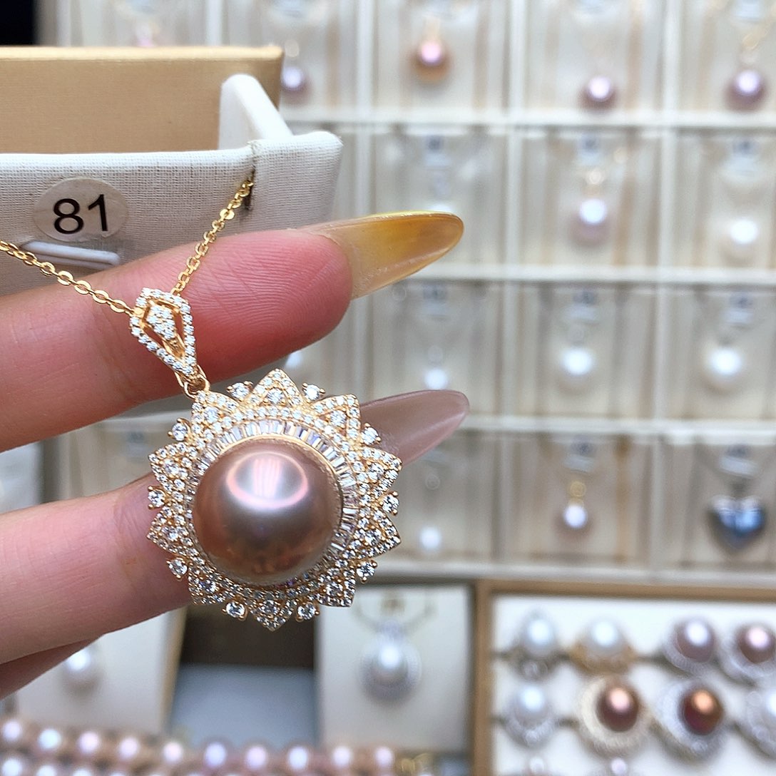 黄***胡淡水珍珠银S925镶嵌吊坠(赠链)