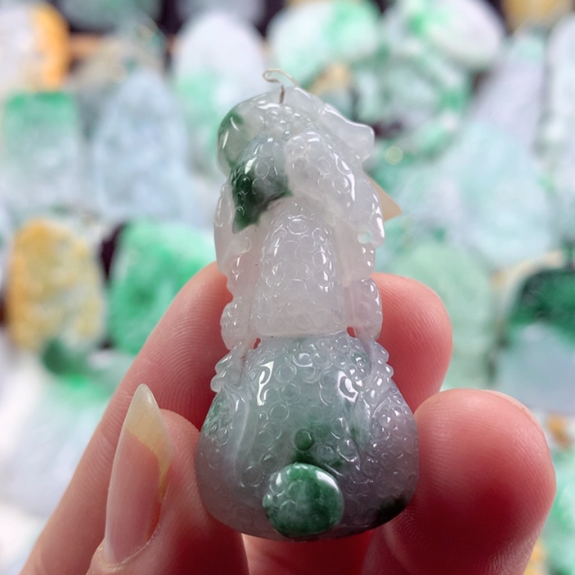 【闪购商品】翡翠吊坠(不含链)未镶嵌