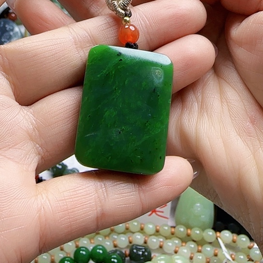 和田玉颈饰未镶嵌16