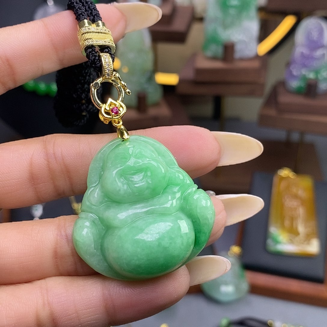 吊坠(赠链)未镶嵌翡翠
