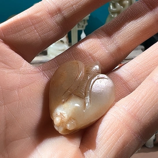 和田玉（糖玉）挂件未镶嵌往****活