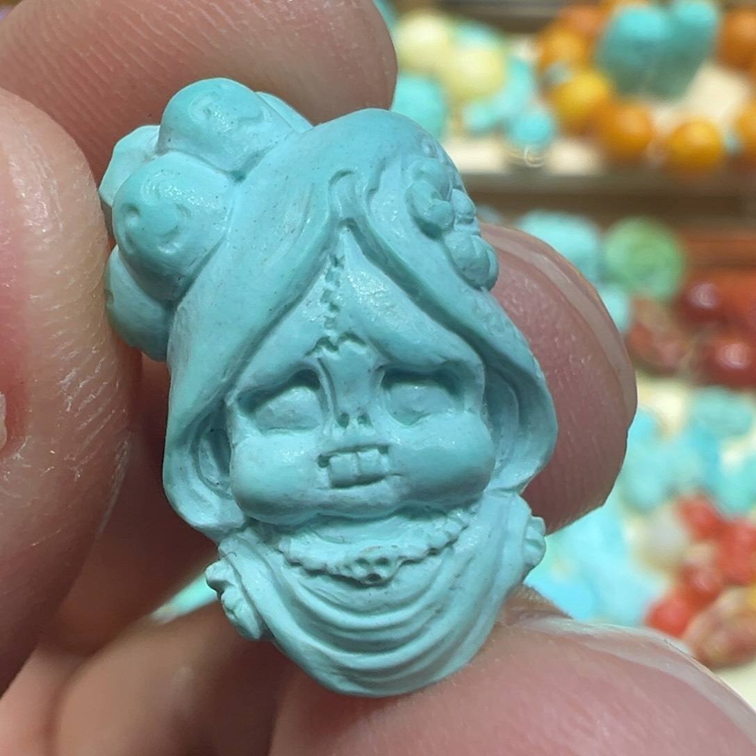 绿松石未镶嵌颈饰