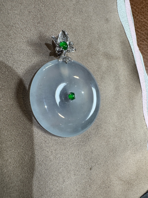 缅甸天然翡翠A货平安扣