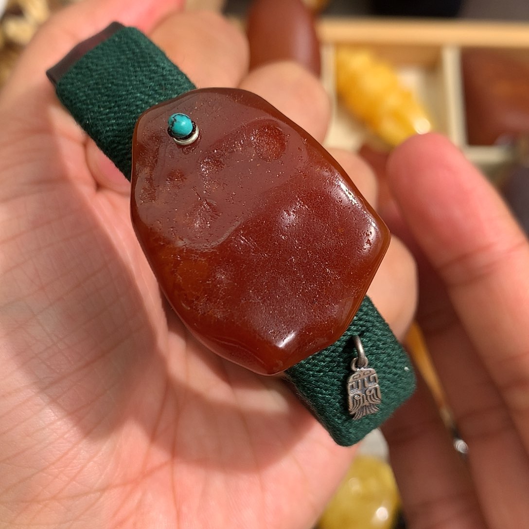 蜜蜡裸石未镶嵌你