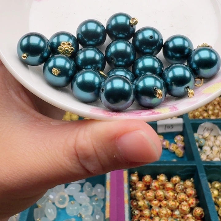 非遗传承手工圆珠扣