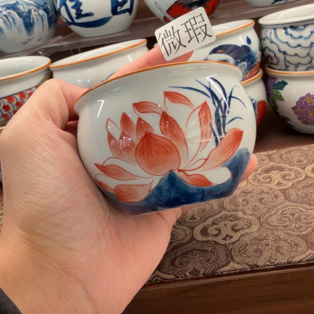 釉下手绘茶具微瑕