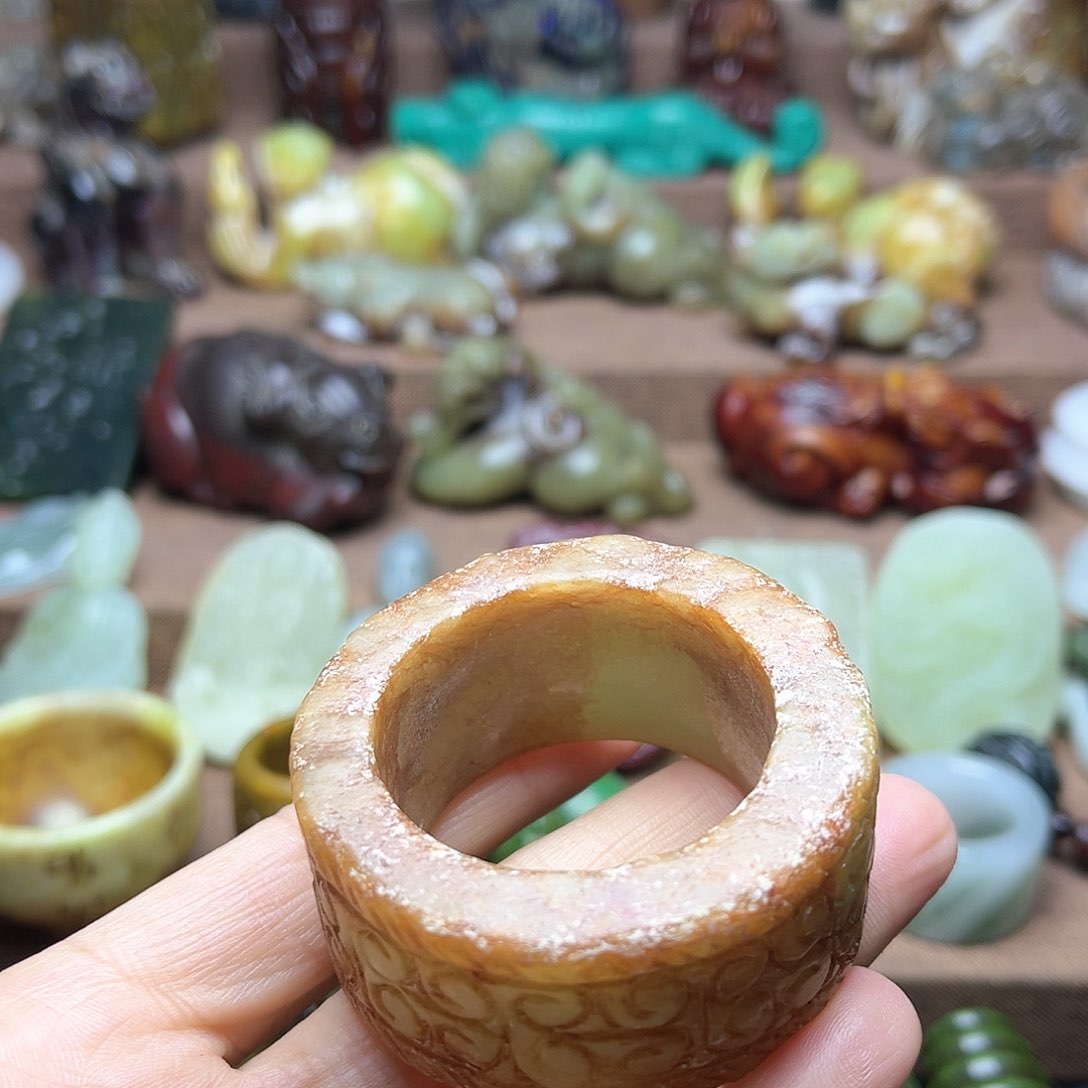 白玉菩提吊坠24。。