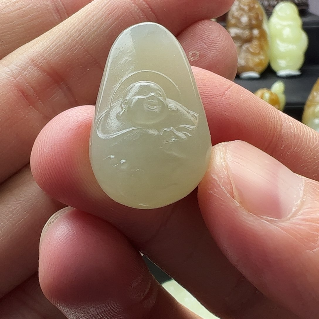 和田玉未镶嵌挂件