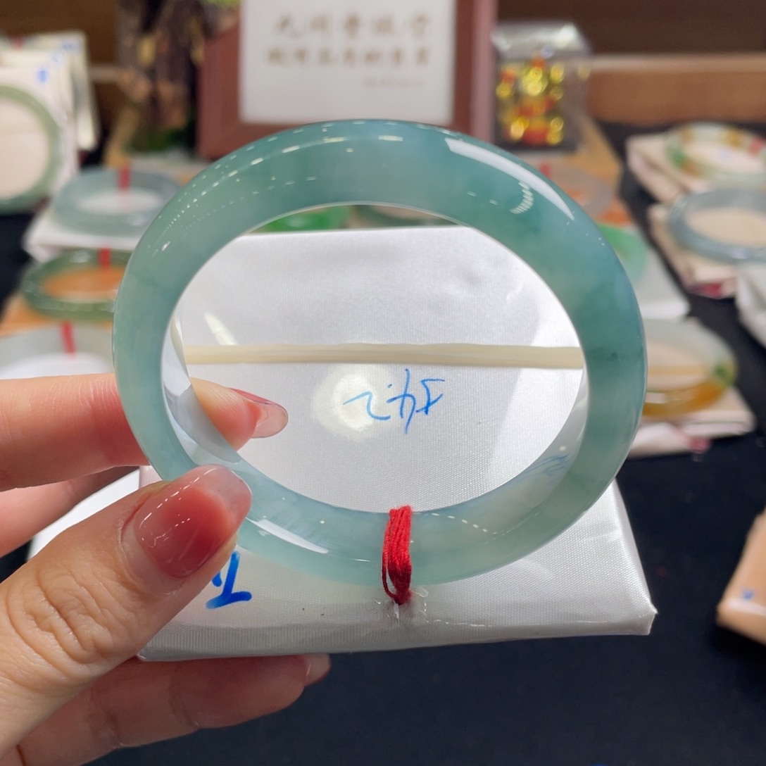 翡翠手镯未镶嵌54天然A货
