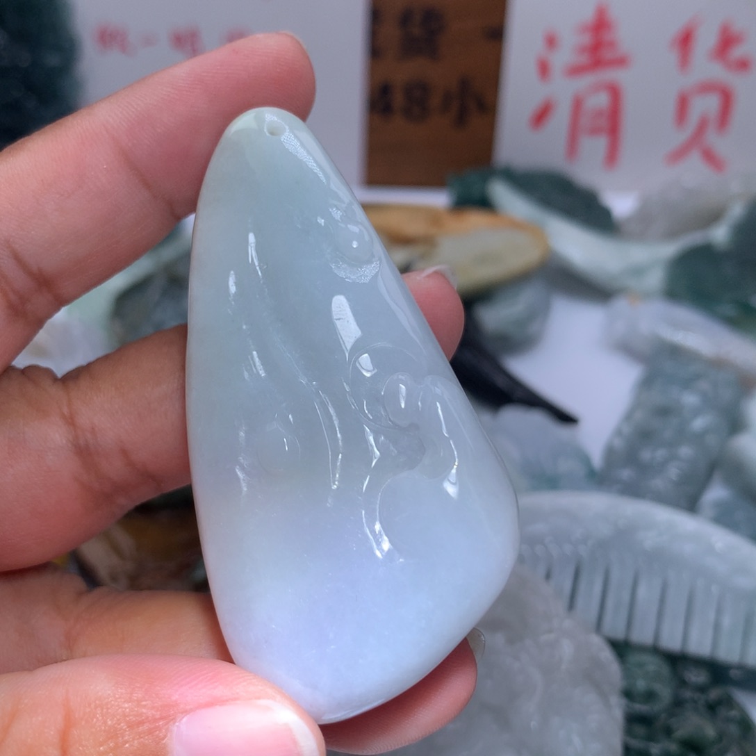 翡翠未镶嵌颈饰保真天然A货翡翠