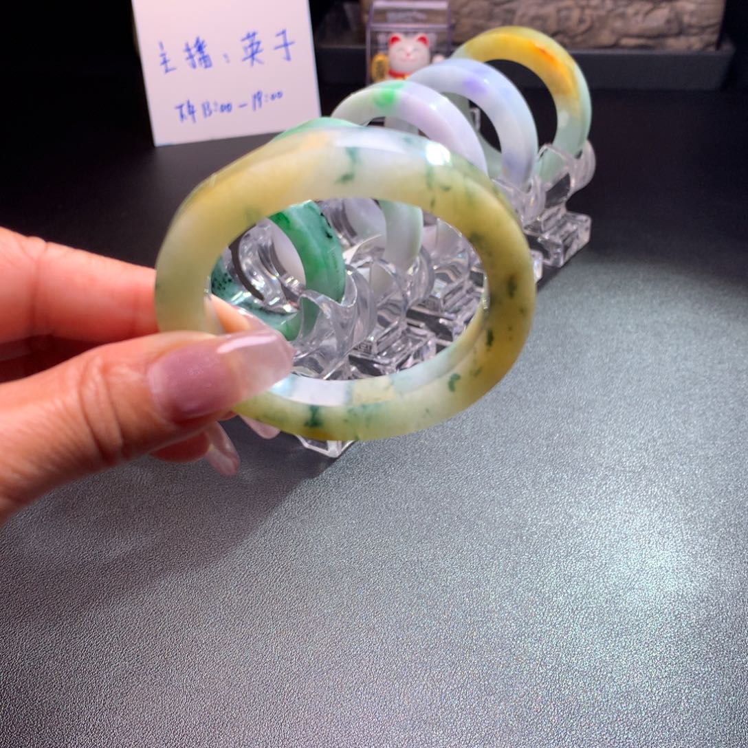 定制翡翠手镯未镶嵌