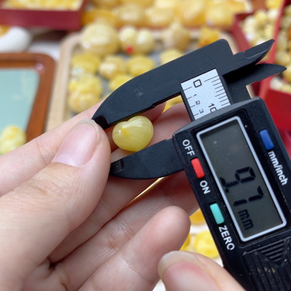 【闪购商品】未镶嵌蜜蜡裸石配饰