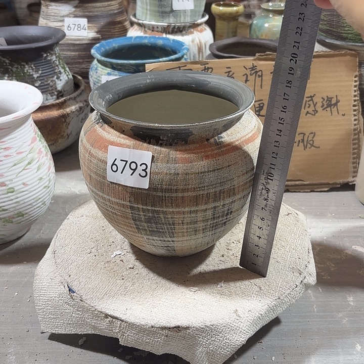 陶摆件高15.5，口12，无孔，6793