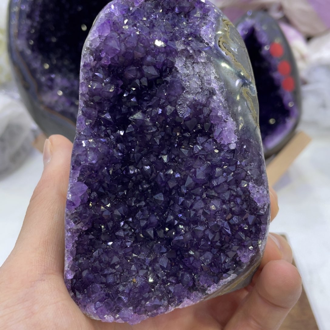 紫晶大型摆件（非配饰）未镶嵌