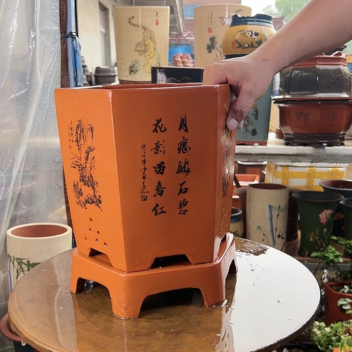 宜兴紫砂红如意六方大号加拖