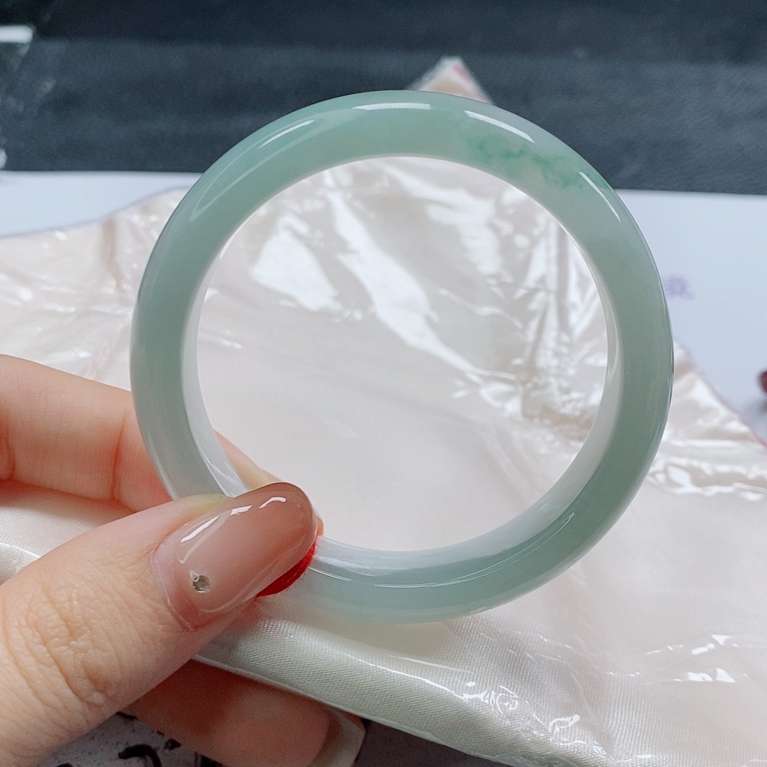 【闪购商品】未镶嵌手镯翡翠486号