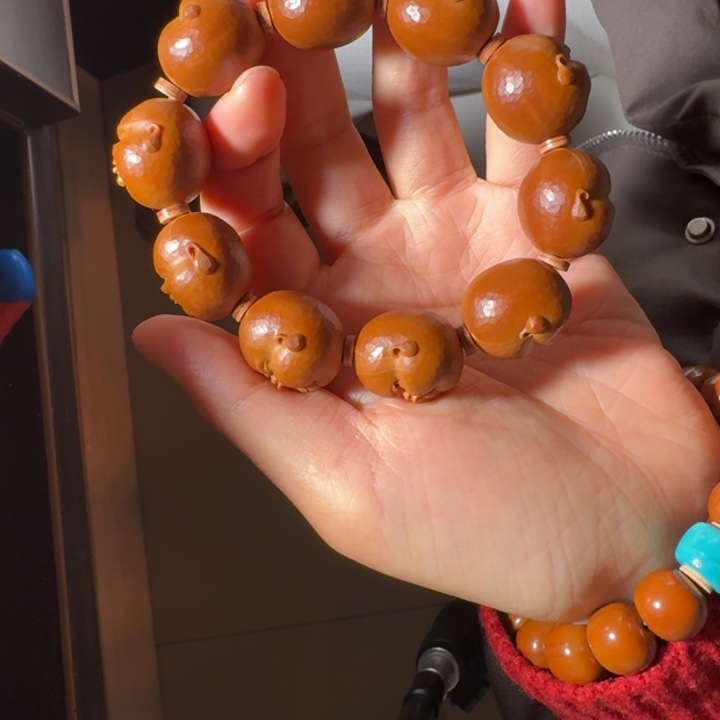 橄榄核手串/手链于*行橄榄核雕