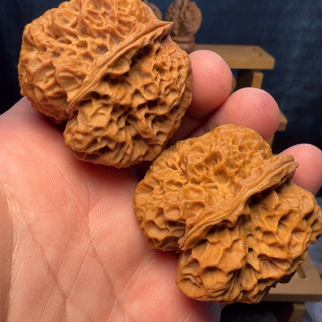 文玩核桃吊坠蛮荒古蟾44mm