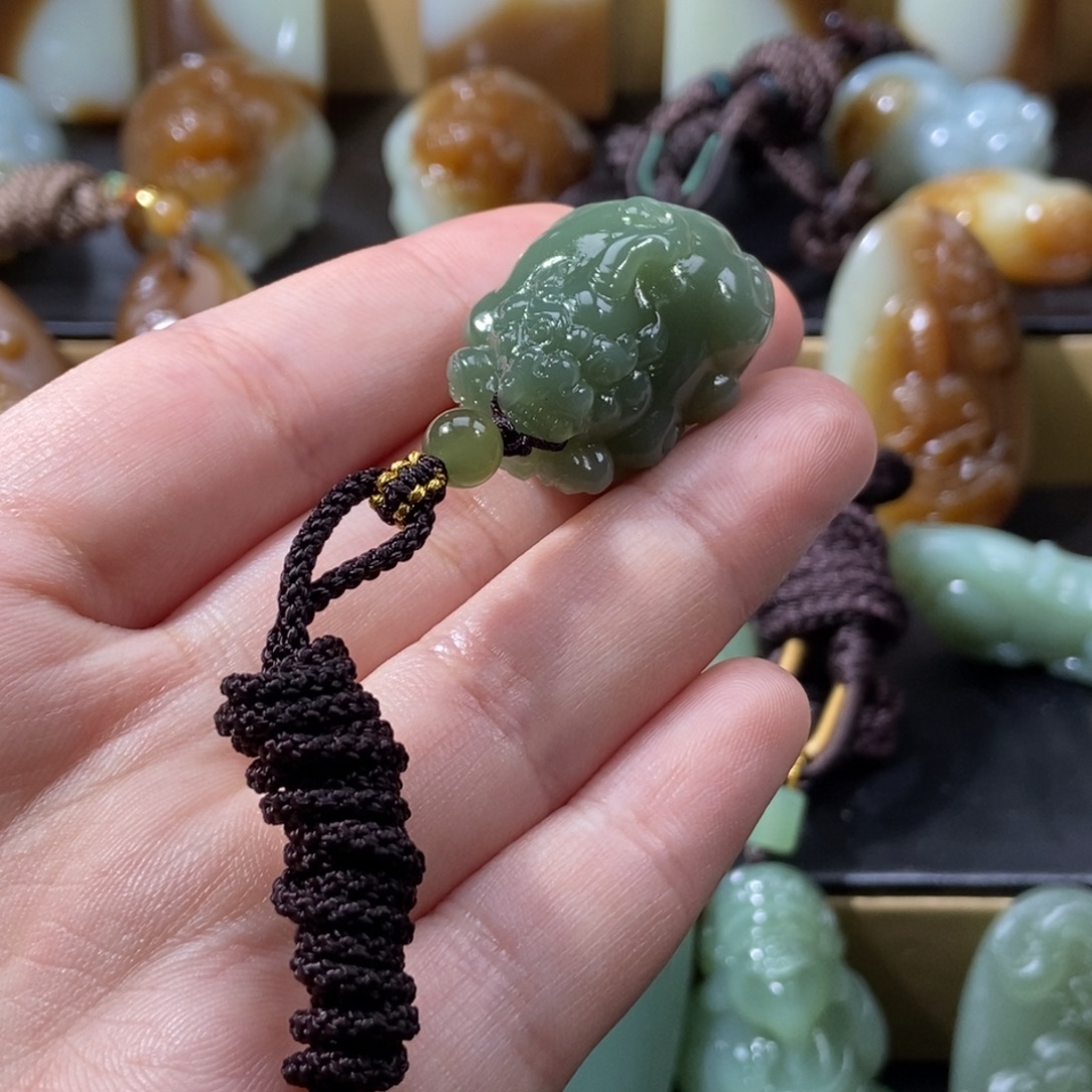 和田玉未镶嵌吊坠(不含链)